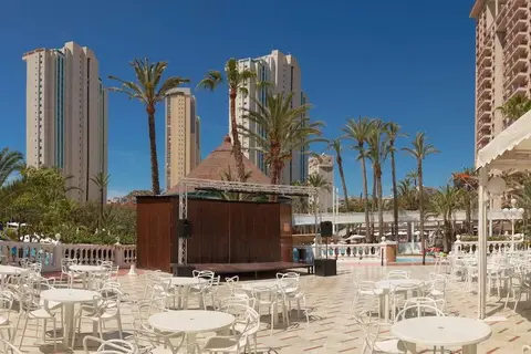 Magic Tropical Splash Aparthotel in La Cala de Finestrat — foto 9
