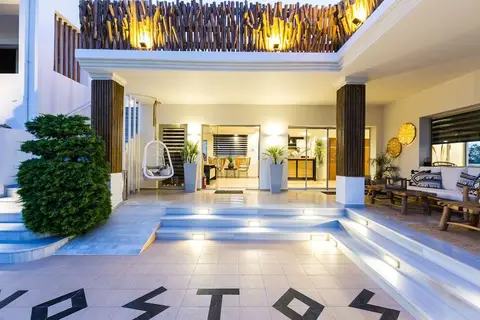 Nostos Beach Boutique Hotel in Vlichada, foto 9