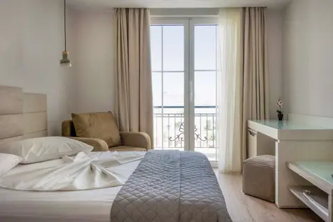Vila Kalcuni Luxury Resort in Sarandë — foto 16