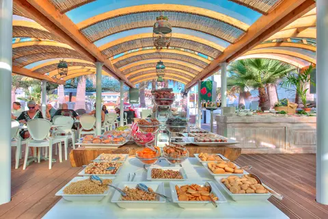 Ushuaïa Ibiza Beach Hotel - adults only in Sant Jordi de ses Salines — foto 12