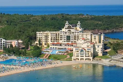 Marina Royal Palace Hotel in Флора — foto 15