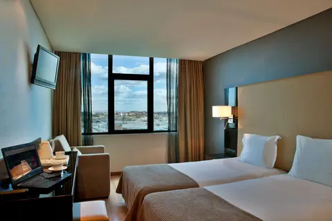 Turim Alameda Hotel in Almada