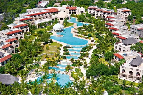 Swahili Beach Resort in Gombato Bongwe ward — foto 9