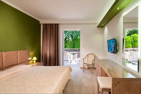 Alexandra Beach Aparthotel foto 15