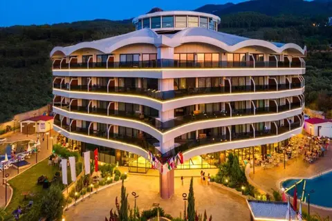 Seven For Life Thermal Hotel in Kusadasi