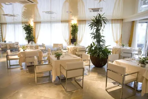 Hotel Premier & Suites in Cervia — foto 6