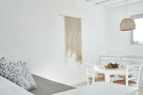 Mr & Mrs White Paros in Νάουσα — foto 15
