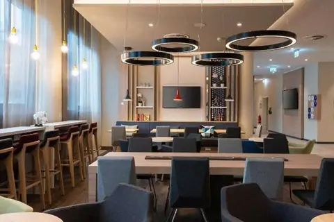 Holiday Inn Express & Suites Potsdam in Potsdam — foto 6