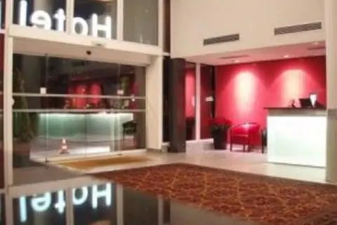 Urban Hotel Amadeos in Senhora da Hora — foto 9