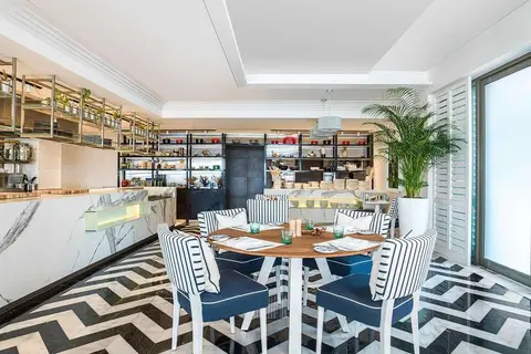 Th8 Palm Dubai Beach Resort Vignette Collecti in The 8 — foto 5
