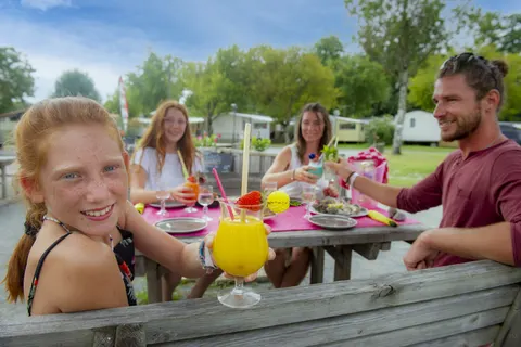 Camping Les Catalpas De Royan foto 14