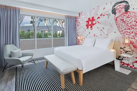 Radisson RED Hotel Dubai Silicon Oasis in Dubai, foto 18