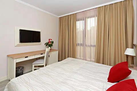 White Rock Castle Suite Hotel & Wellness Club in Baltsjik — foto 6