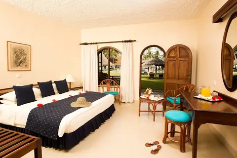 Neptune Paradise Beach Resort & Spa in Kasemeni ward — foto 12