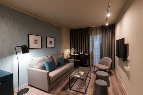 Atenea Rekord Suites in Vilanova i la Geltrú — foto 10