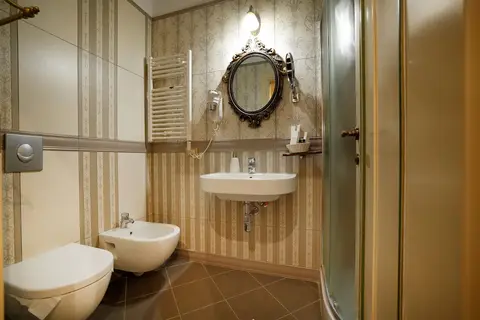 Hotel 2 Kitarrat Boutique & Spa in Durres — foto 16