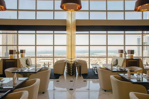 Jumeirah Emirates Towers in Dubai — foto 27