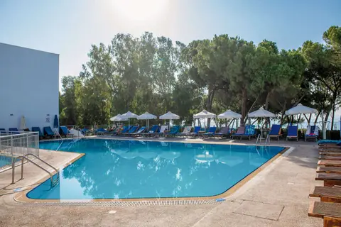 Park Beach Hotel in Γερμασόγεια — foto 2