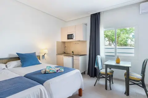 Aparthotel Vibra del Mar in Sant Antoni de Portmany — foto 23