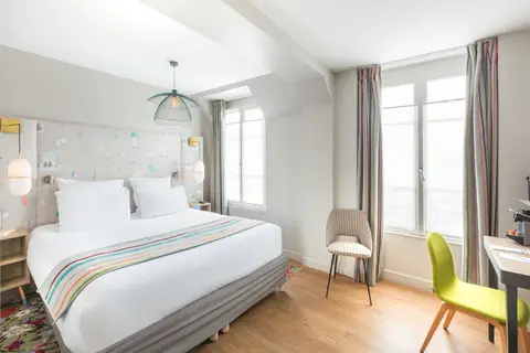 Hotel Littéraire Marcel Aymé in Parijs — foto 4