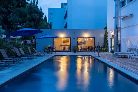 Best Western Hotel Casa Bianca, Piscine Intérieure et Extérieure in Calvi
