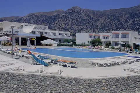 Evripides Village in Καρδάμαινα