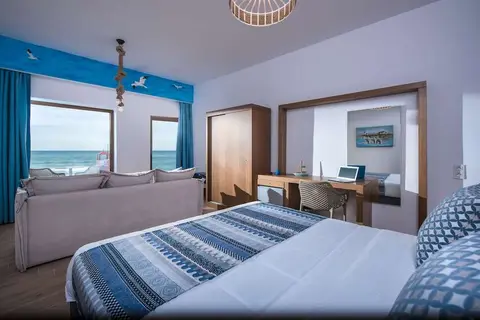 Yianna Caravel Suites by Checkin in Gazi Municipal Unit, foto 15