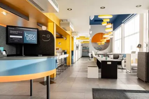 Hey Lou Hotel Nördlingen foto 17