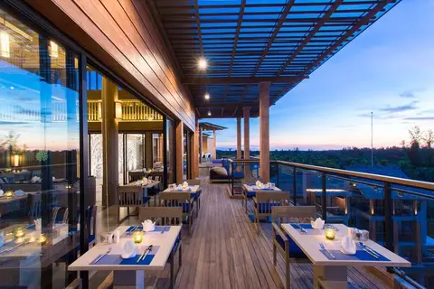 Mai Holiday by Mai Khao Lak in คึกคัก — foto 14