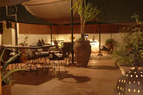 Hotel Riad Dar Bounouar in Marrakech — foto 16