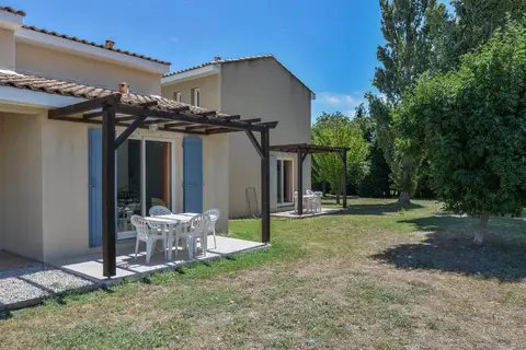 Vakantiepark Sun Hols Les Rives Du Lac in Saint-Saturnin-lès-Avignon — foto 10