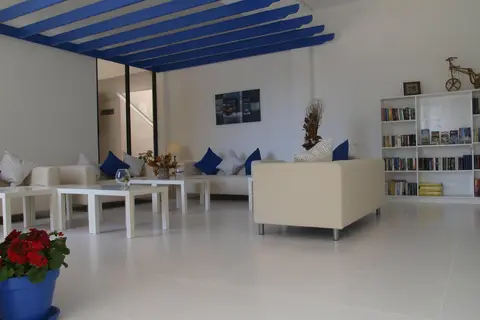 Hilltop Gardens Hotel Apartments in Paphos — foto 8