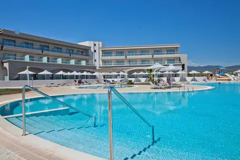 Blue Lagoon Queen in Καλύβες Πολυγύρου — foto 7