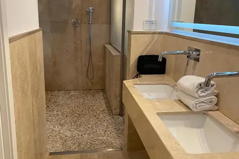 Hotel Accademia in Rome — foto 25