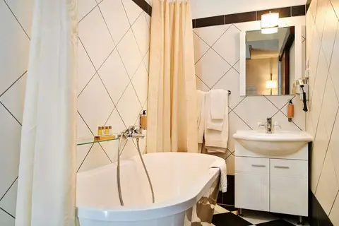 Phoenix Hotel in Zagreb — foto 13