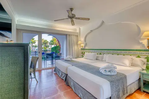 Playacalida Hotel in Almuñécar — foto 4