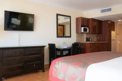Ramada Plaza by Wyndham Marco Polo Beach Resort in Sunny Isles Beach — foto 8