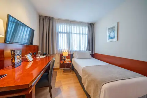 Hotel Abba Euskalduna in Bilbao — foto 2