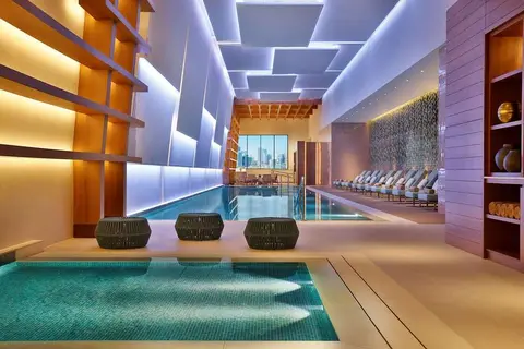DoubleTree by Hilton Sharjah Waterfront Hotel in Sharjah — foto 13