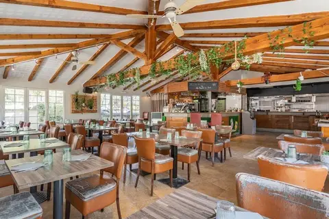 Pierre & Vacances Village Club Pont Royal & P in Mallemort — foto 8