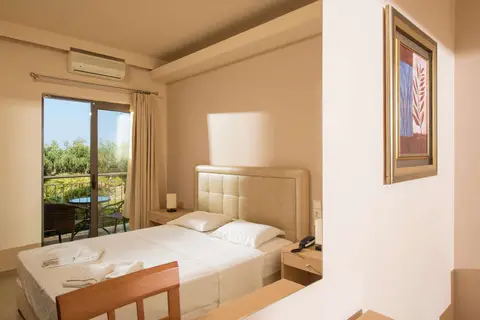 Anissa Oasis Beach in Chersonisos Municipal Unit, foto 12