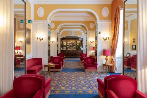 Bettoja Hotel Massimo D'Azeglio in Rome — foto 21