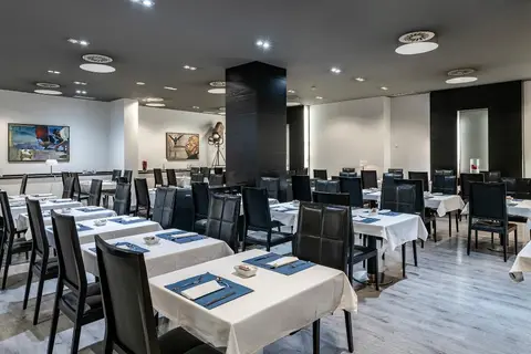Dorma Colosseum in Santander — foto 18