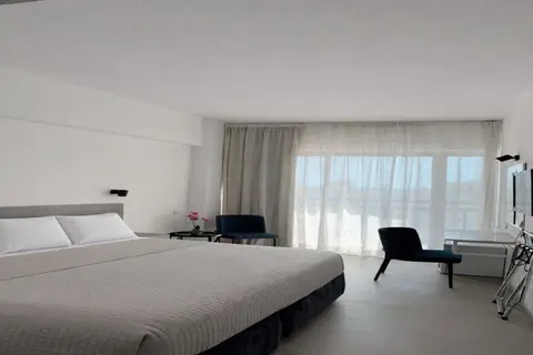 Navarria Hotel in Limassol — foto 14