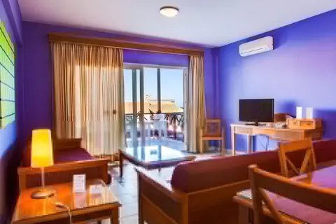 El Cerrito Apartamentos in Breña Baja — foto 30