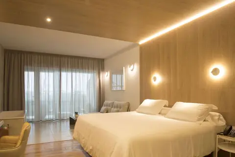 Higueron Hotel Malaga, Curio Collection by Hilton in Fuengirola — foto 27