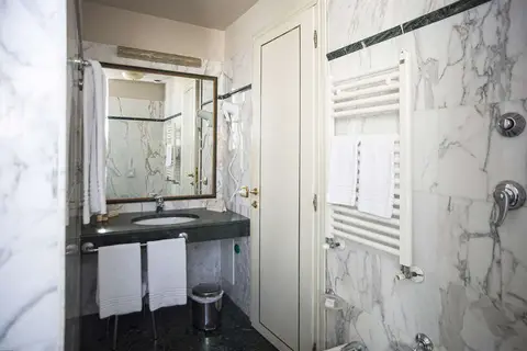 Hotel Donatello Florence in Florence — foto 10