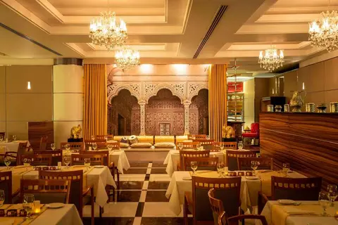 Four Points by Sheraton Bur Dubai in Dubai — foto 24