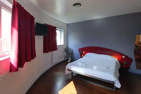 Hotel Paris Saint Ouen in Saint-Ouen-sur-Seine, foto 16