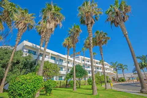 The Dome Beach Hotel & Resort in Ayia Napa — foto 2